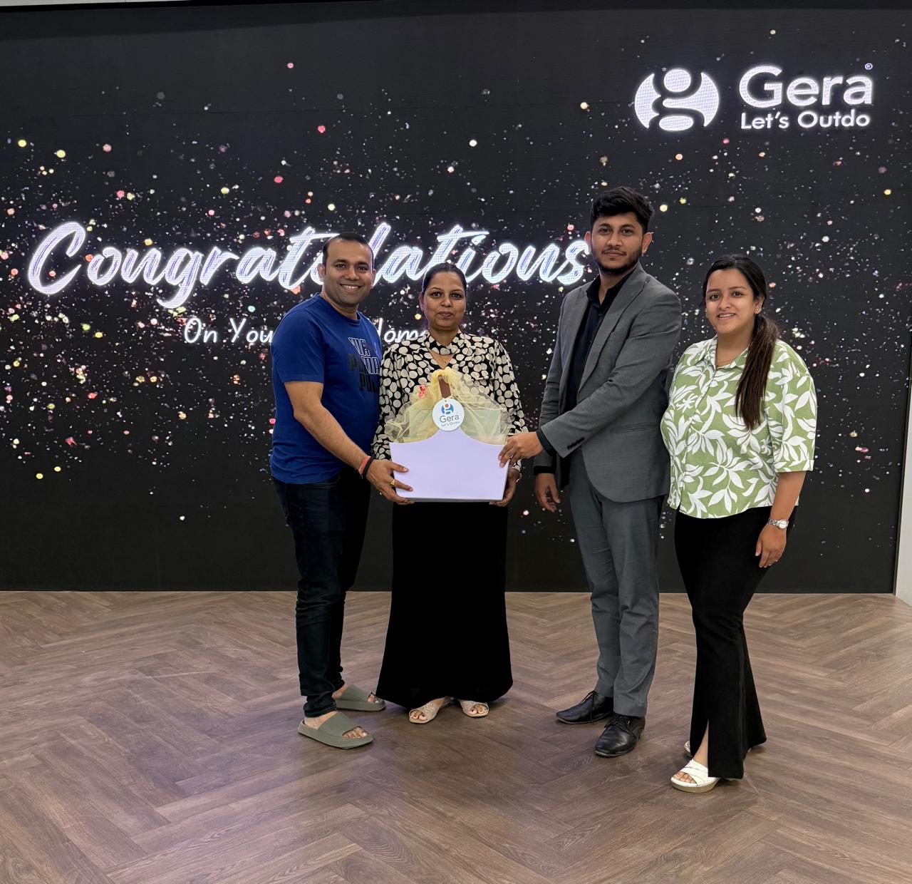 RealtyRoof Office Space - Modern Workspace